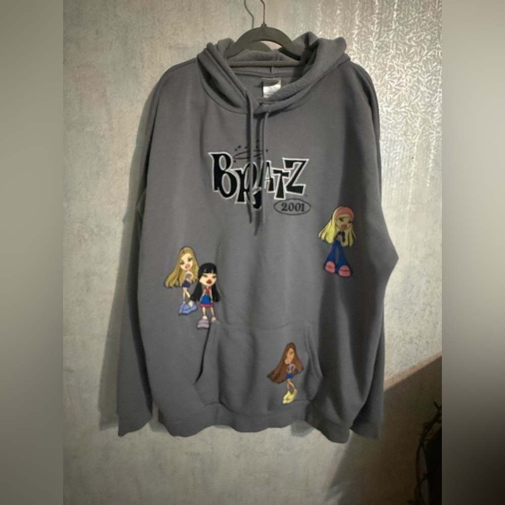 Bratz 2001‎ Gray Sweatshirt, Sz XL, Super Comfortable